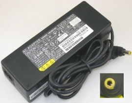 Fujitsu Fpcac54 19V 5.27A блок питания
